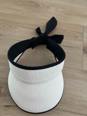 3 for $15😍 NEW White Straw Visor Sun Hat with Bow